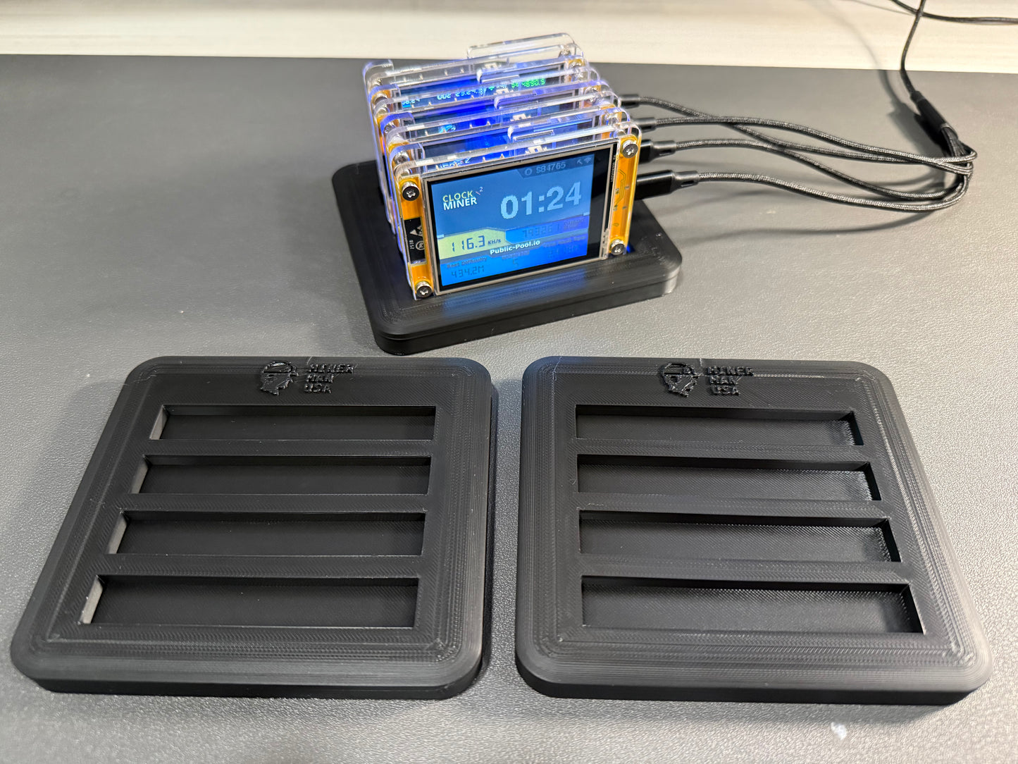 4-Slot NerdMiner / NMminer Display Stand